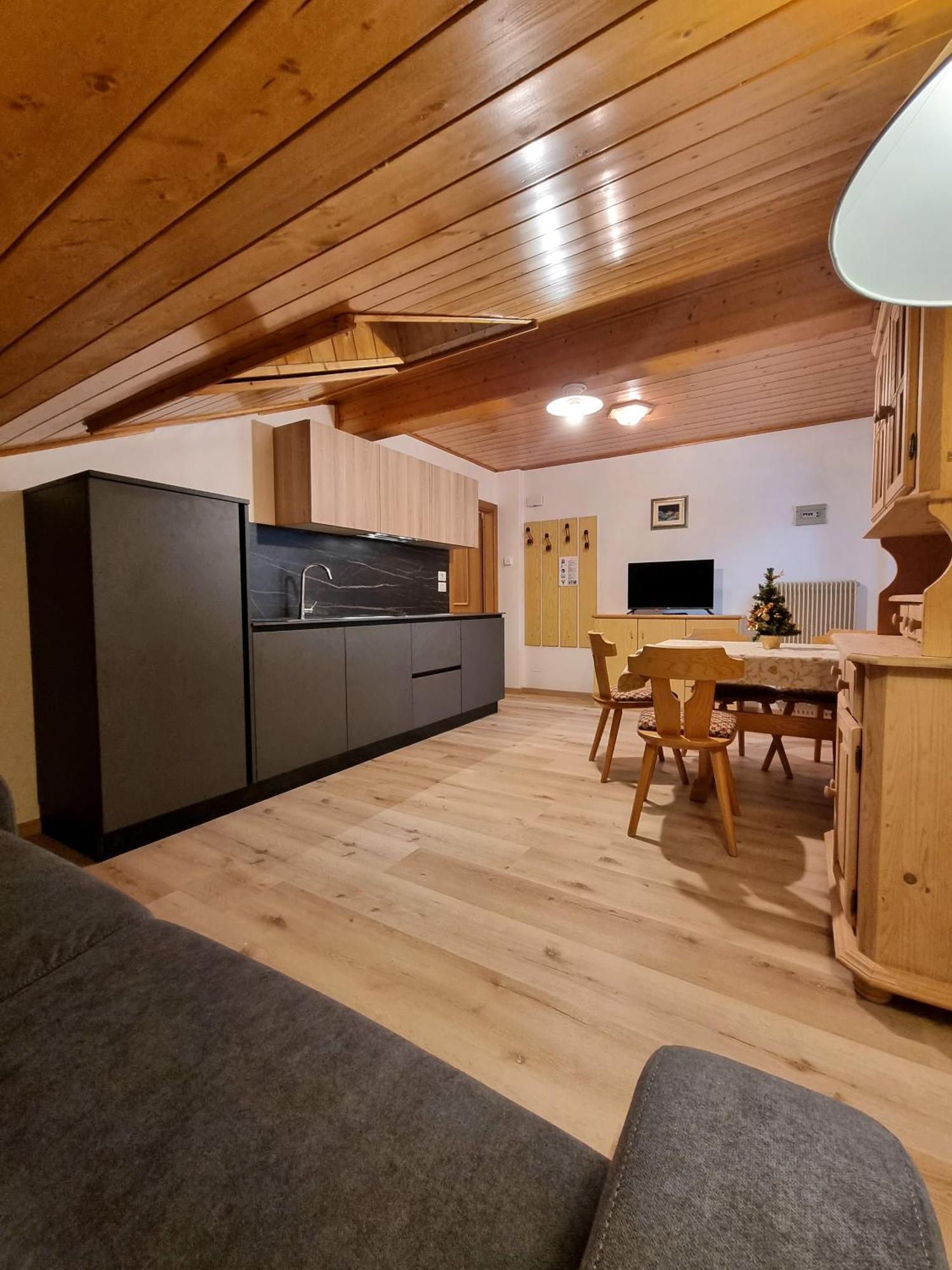 Appartement Cesa Elena à Canazei Extérieur photo