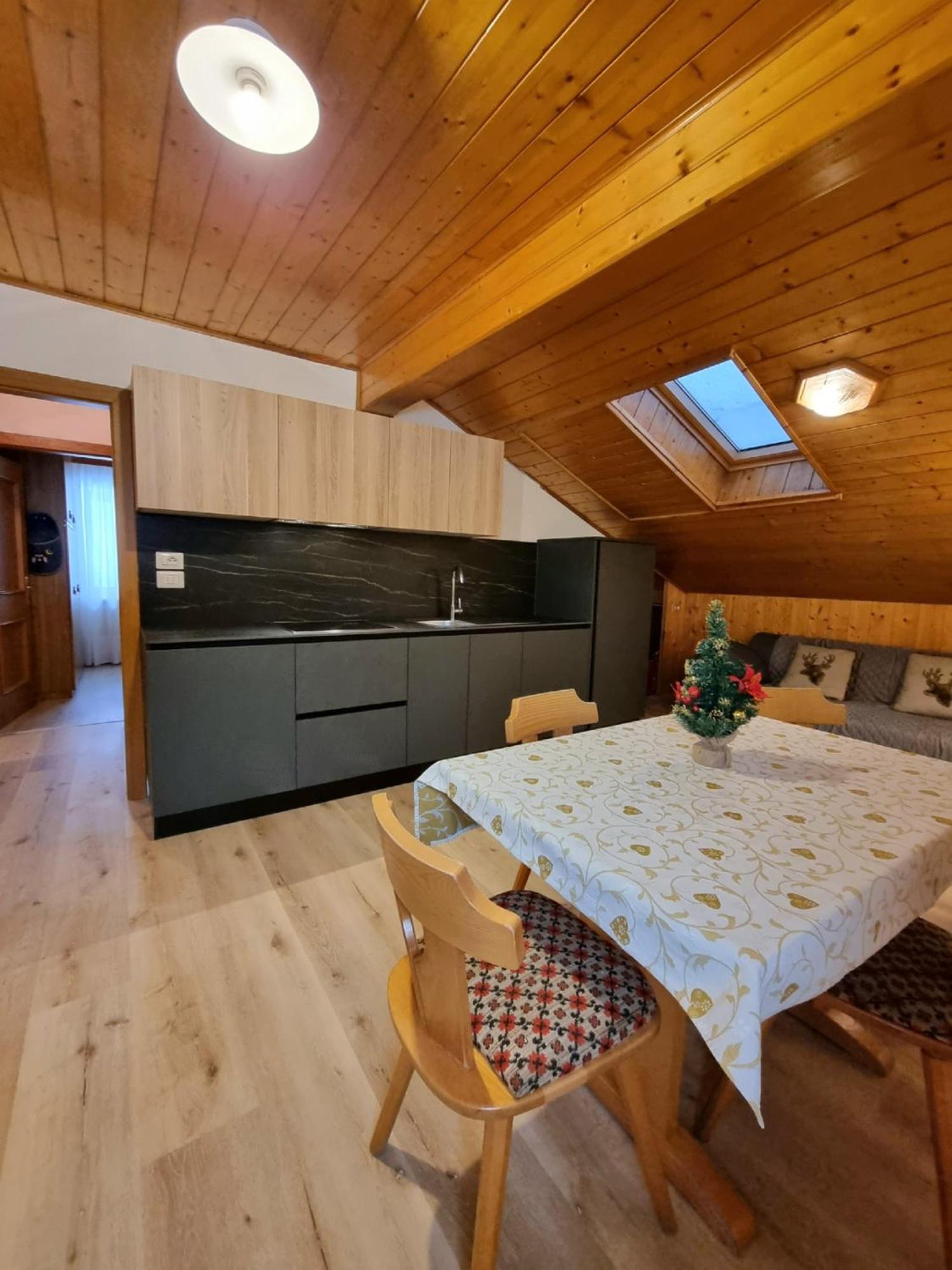 Appartement Cesa Elena à Canazei Extérieur photo